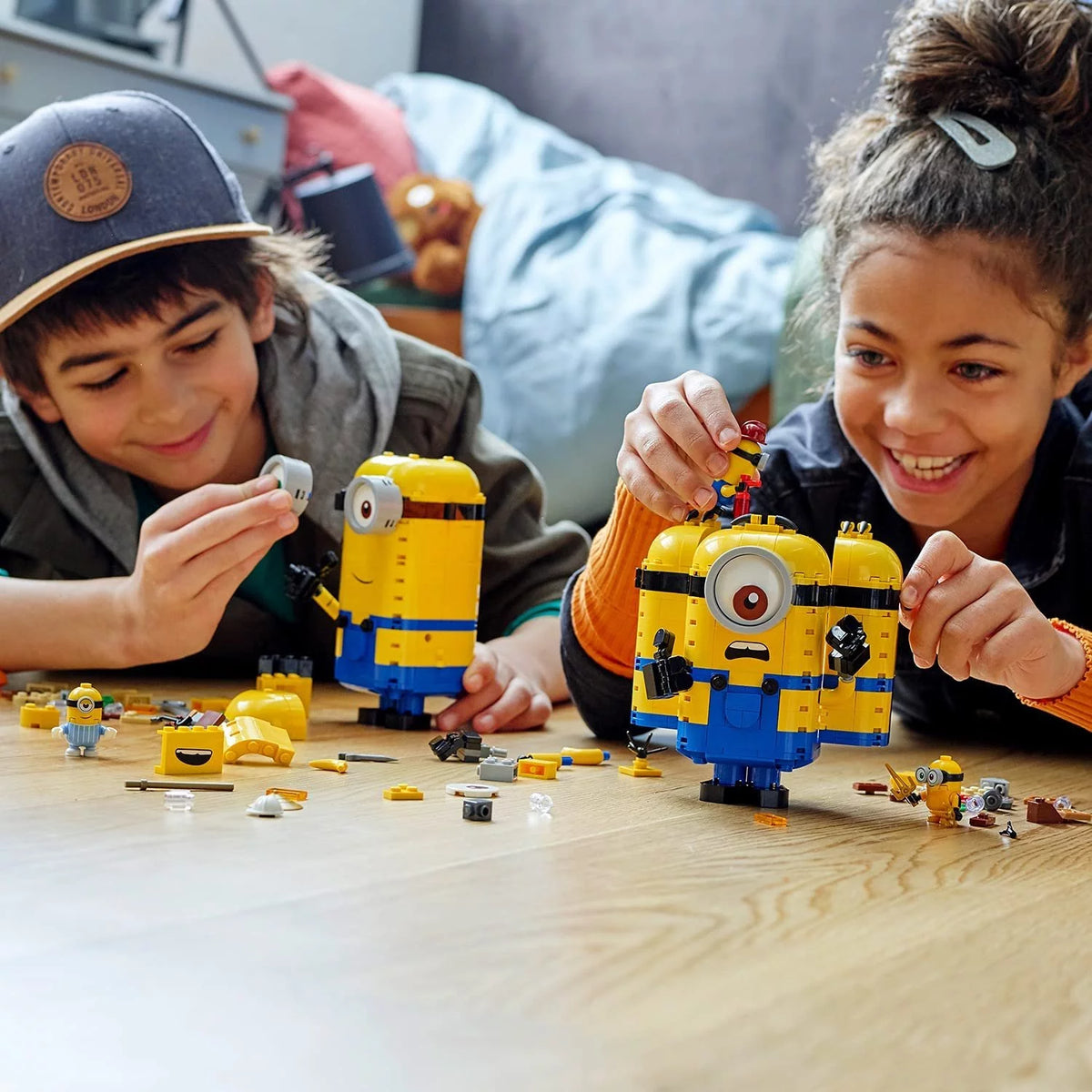 Building Set (1073 Pieces) M99240