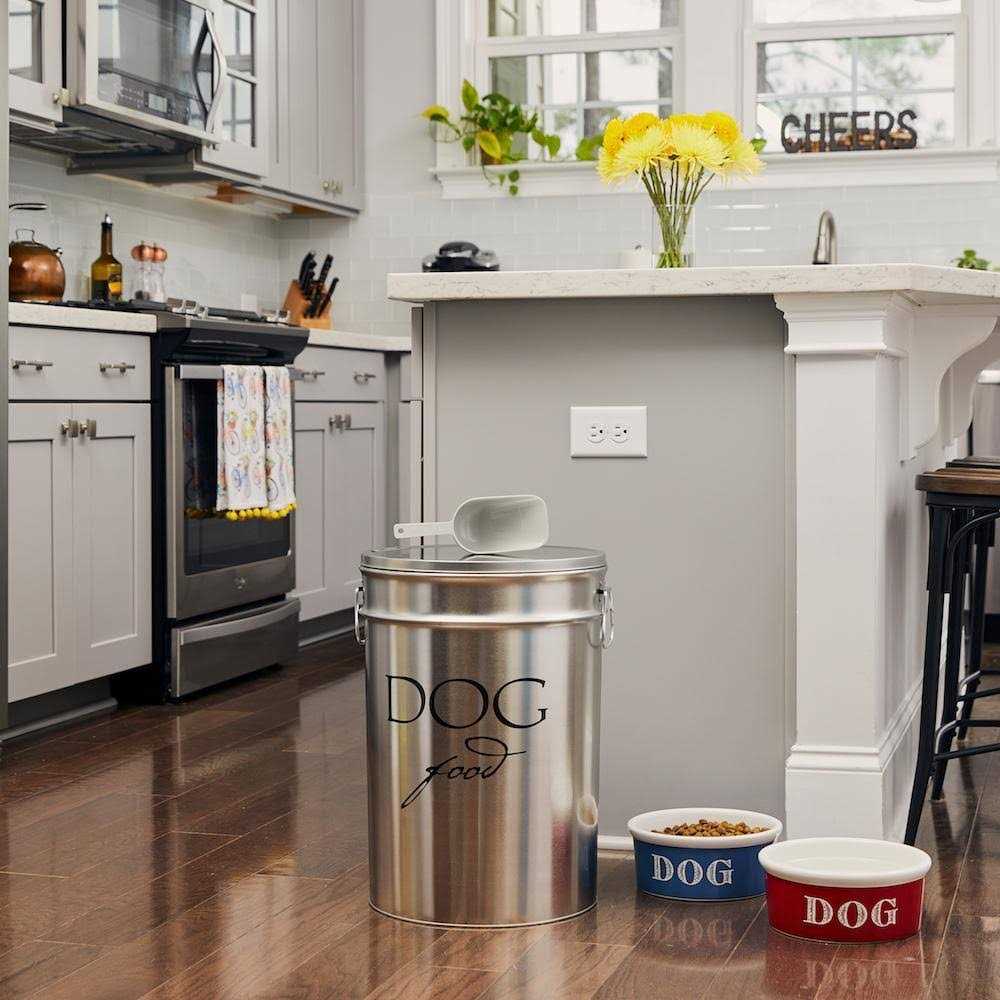 Classic Dog Food Storage Canister B757