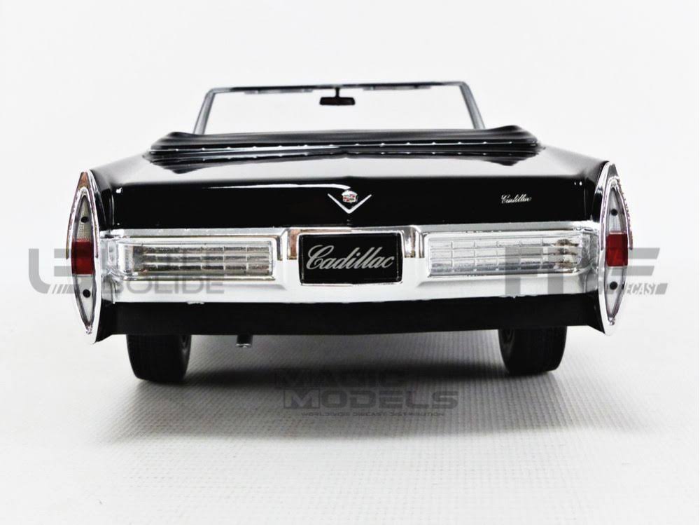 1/18 Cadillac DeVille Convertible 1967 U83057