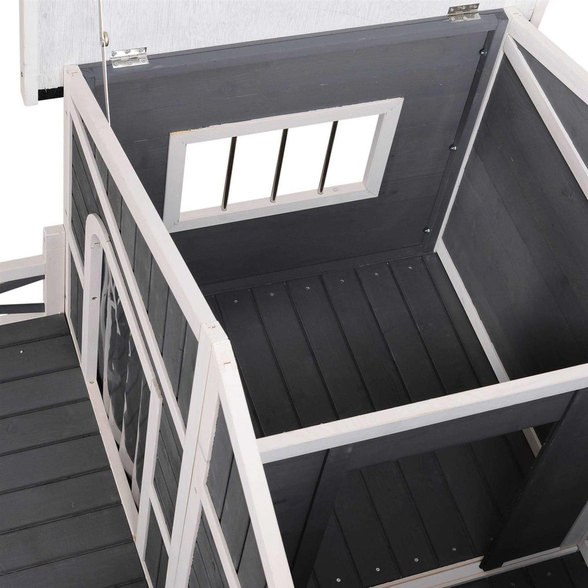 Large Wood Dog House with Porch Deck O635