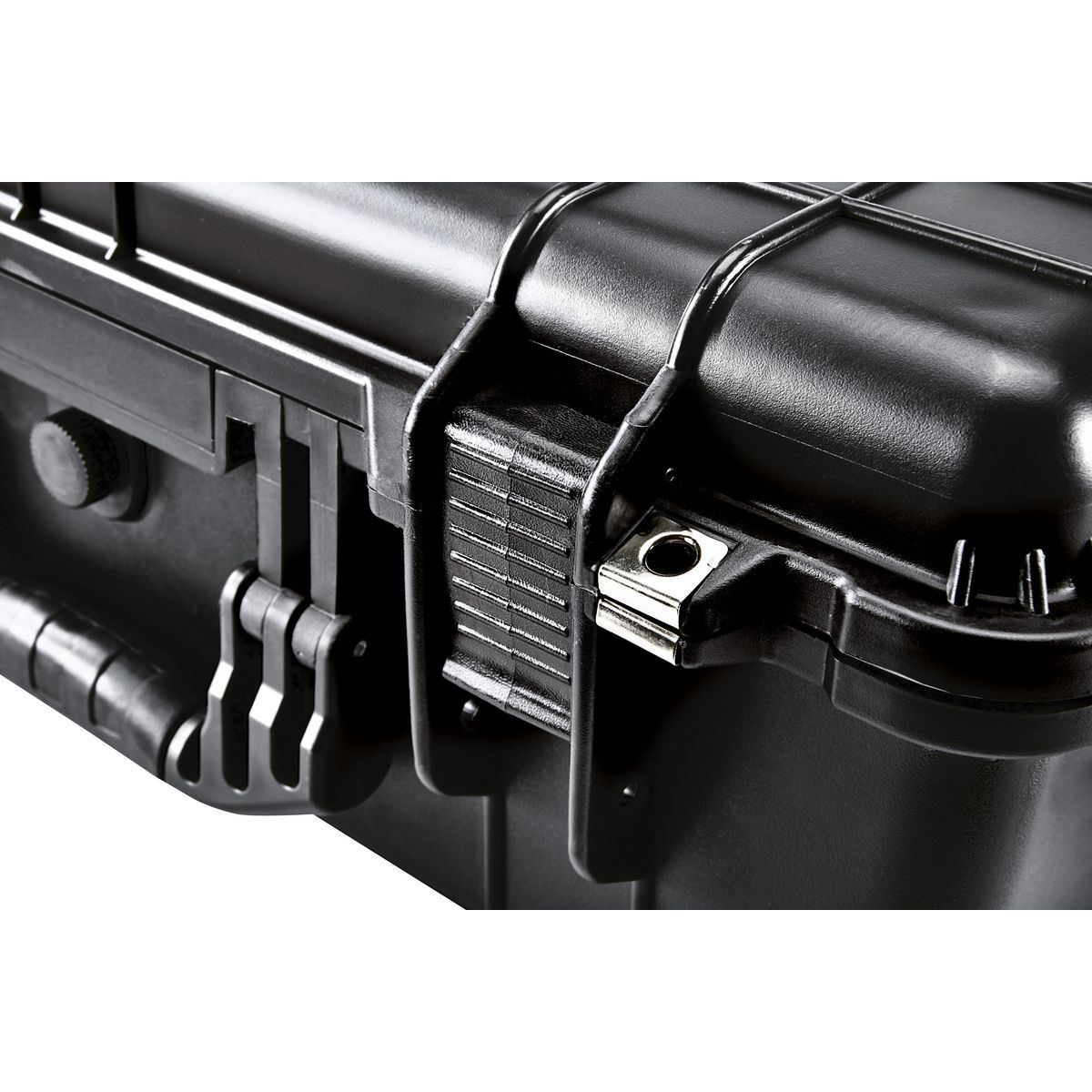 X-Large Weatherproof Rolling Carry-On Case U66085