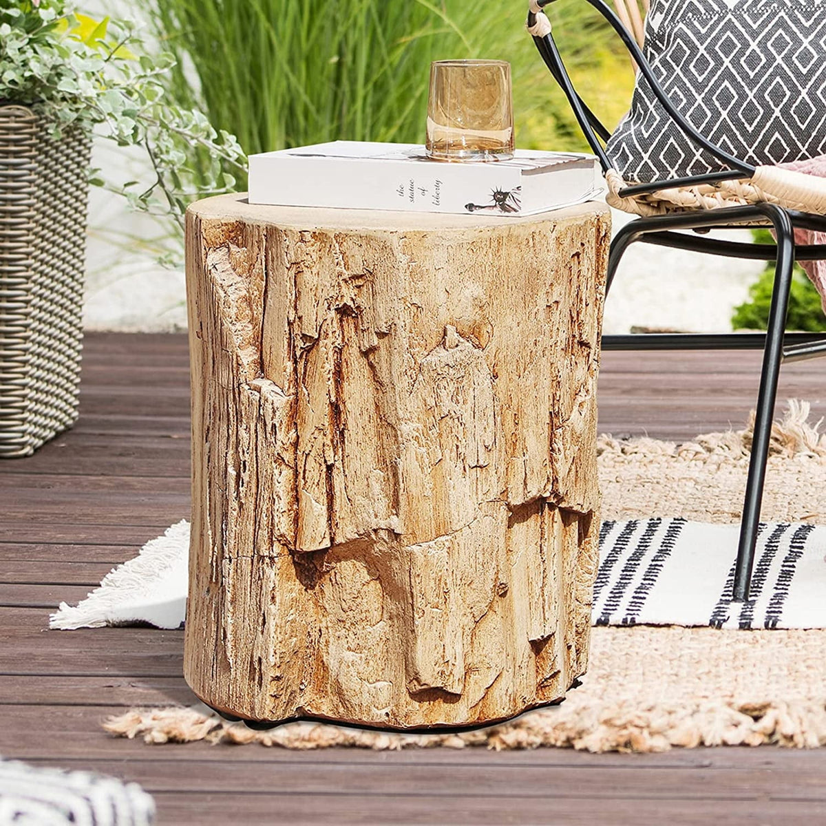 Outdoor Concrete Side Table Z579990