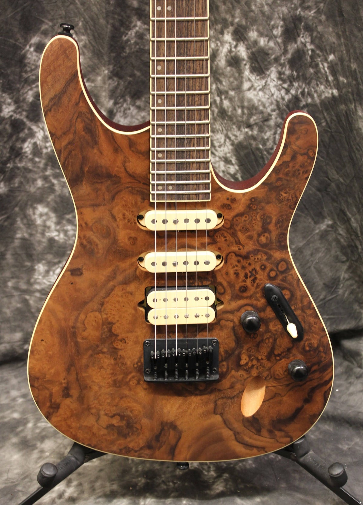 Natural Flat Electric Guitar P20295
