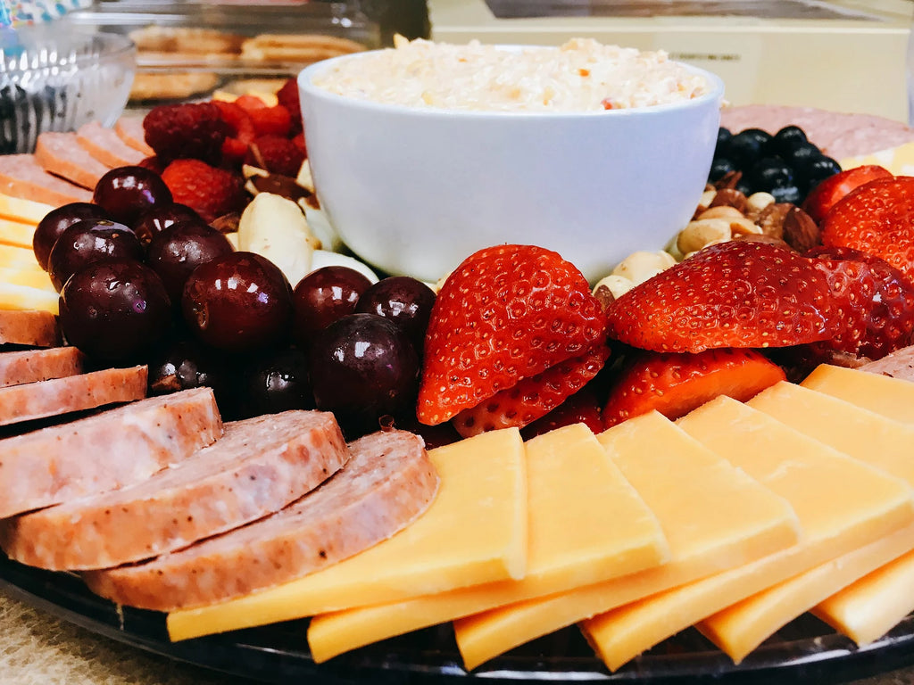 Classic Man Snack Gift Basket Summer Sausage Wisconsin Cheese Q4113