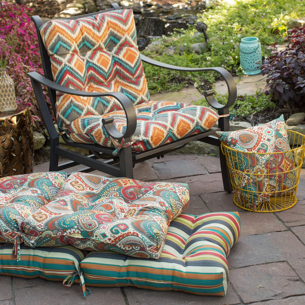 Reversible Tufted Outdoor Chair Cushion S6916