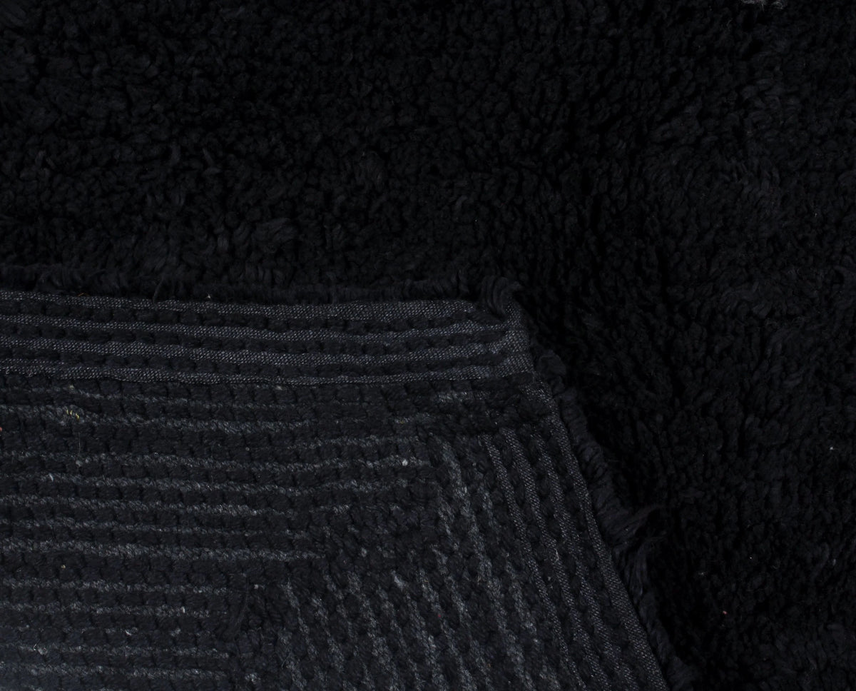 100% Cotton Tufted Non-Slip Bath Rug, 21"x34" Black O908166