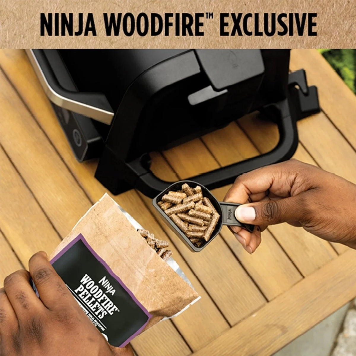 Restored 7-in-1 Outdoor Grill & Smoker and Air Fryer W663