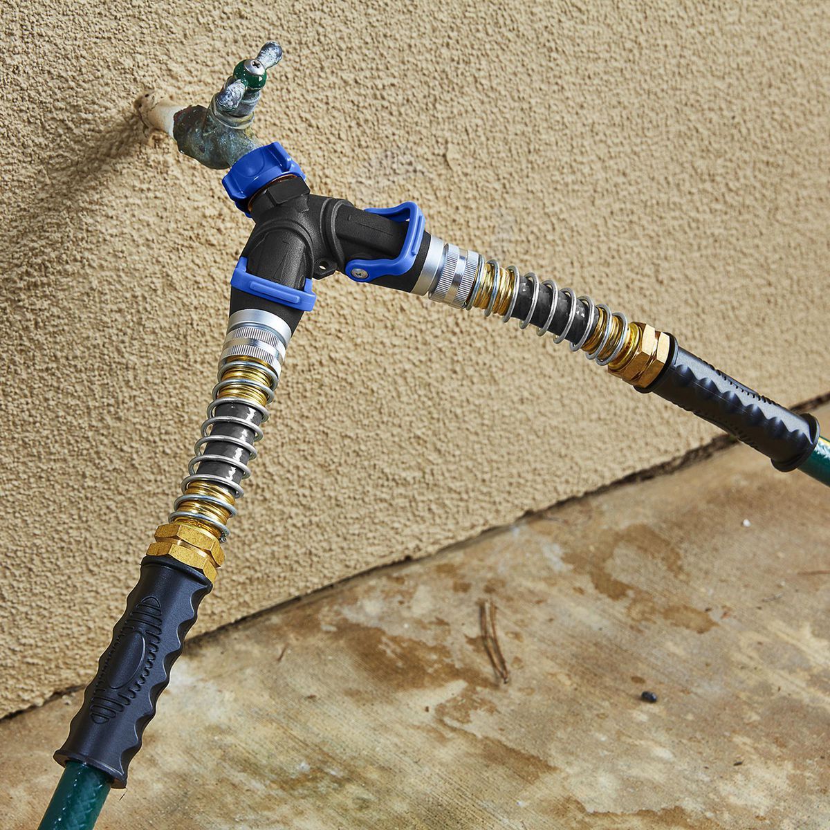 Two-Way Shut-off Adapter L702