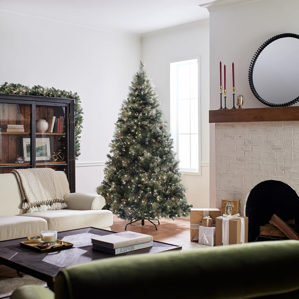 7.5 Foot Artificial Prelit Christmas Tree with Clear Lights E660328