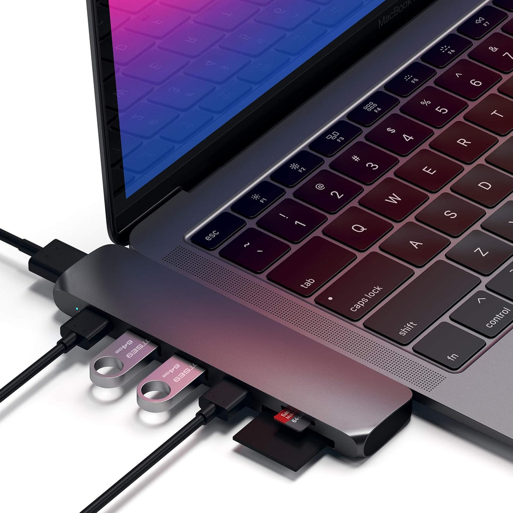 Aluminum Type-C Pro Hub Adapter with USB-C PD, 4K HDMI, SD Card Reader, USB 3.0 C3963
