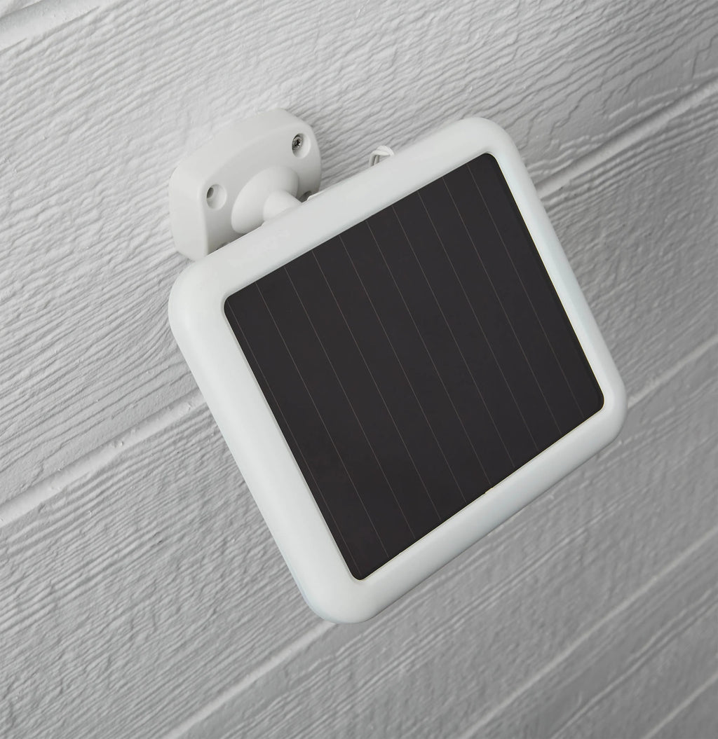 Solar Three Head LED Motion Sensing Security Flood Light, White, 2000 Lumen R640