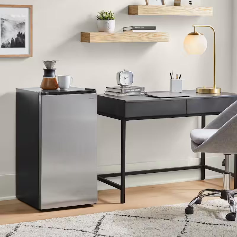 Mini Refrigerator in Stainless Steel O9027